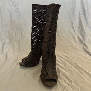 Pedro Garcia Yabella Peep Toe Slouch Heeled Boots- Grey | size 37